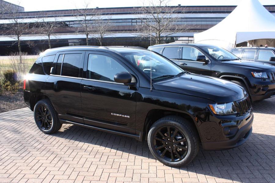  Jeep Altitude Editions 2012 года  (фото 4 из 12)